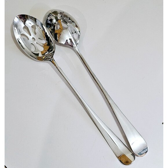 Wm Rogers Large Pierced Serving Spoons 12" set/2 silverplate buffet potlucks - Picture 2 of 7